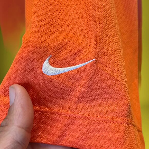 Nike Golf Dri Fit Aerated Polo Shirt Embroider Logo Swoosh Athletic Performance - Picture 3 of 7